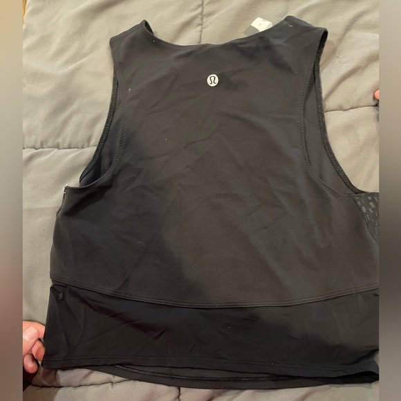 Lululemon Nulu and Mesh Yoga Tank Top size 8 New without tag - Picture 6 of 6